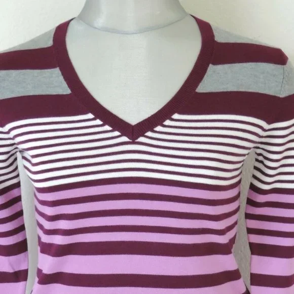 Tommy Hilfiger Women's Striped V-neck Sweater Size: XS - Picture 3 of 5